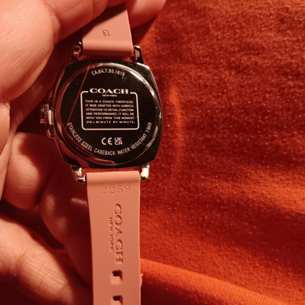 Coach watch. - Picture 2 of 3